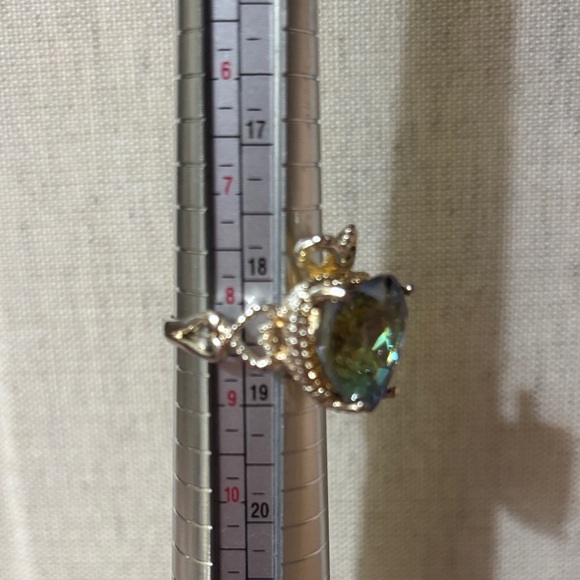 heart statement ring - Picture 3 of 4